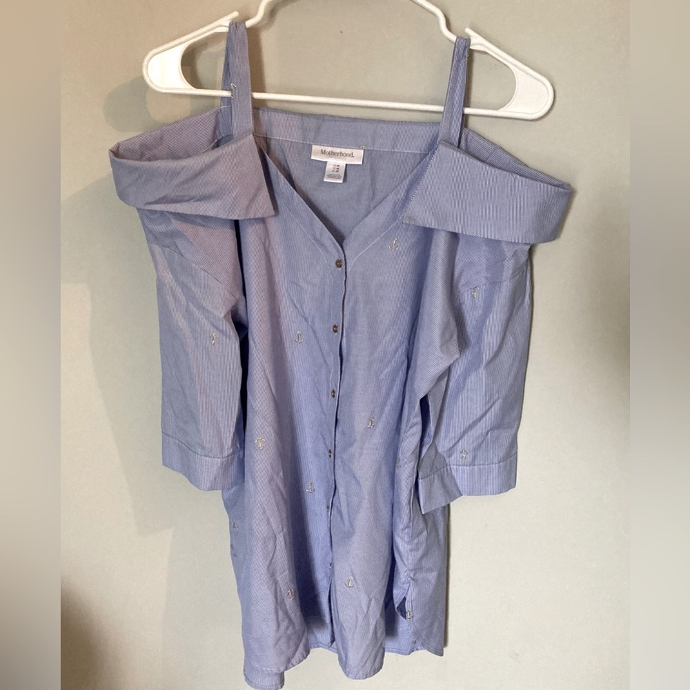 Off Shoulder Maternity Shirt